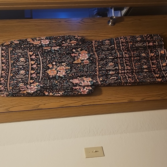 Arnhem Empress Sundress - Picture 12 of 13